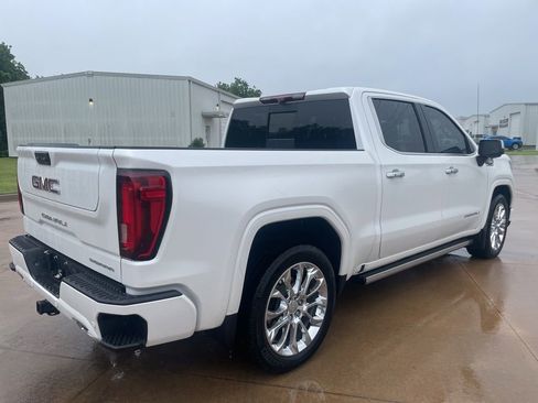 Used 2024 GMC Sierra 1500 Denali AWD/4WD image 5