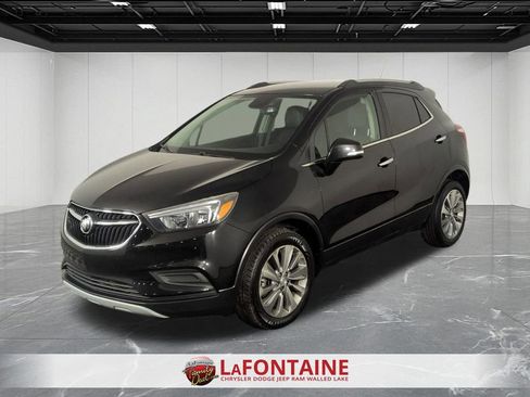 Used 2018 Buick Encore Preferred image 1