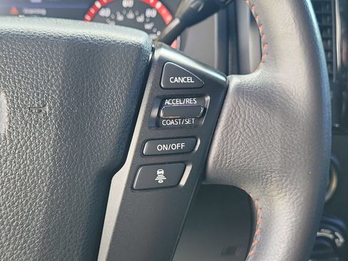 Used 2021 Nissan Titan PRO-4X w/ Pro-4x Convenience Package AWD/4WD image 35
