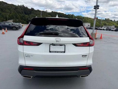 Certified 2024 Honda CR-V Sport Touring image 8