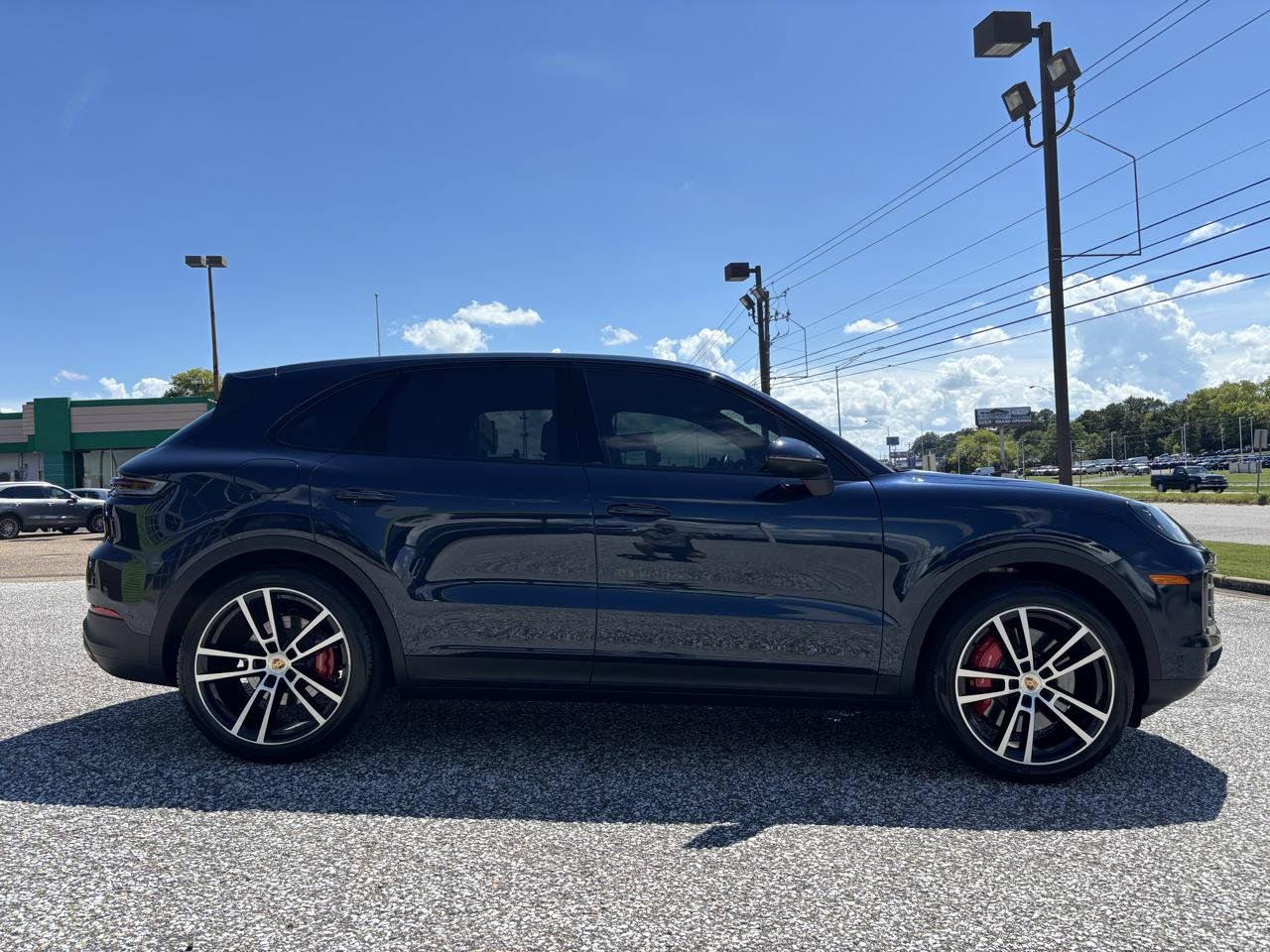 Used 2024 Porsche Cayenne S AWD/4WD image 10
