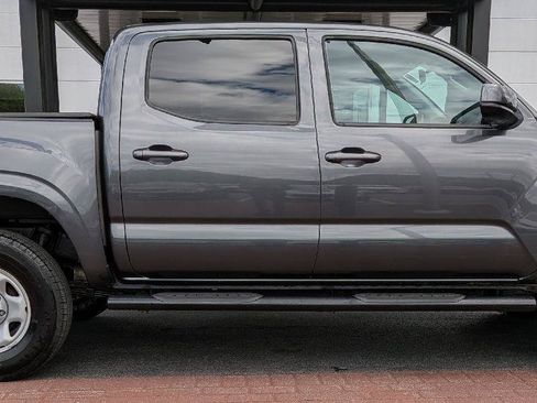 Used 2021 Toyota Tacoma SR AWD/4WD image 7