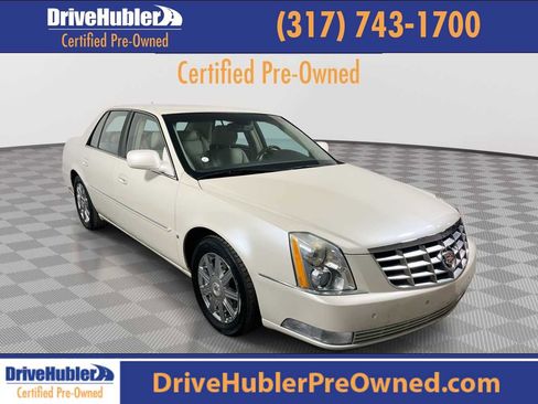 Used 2008 Cadillac DTS image 1