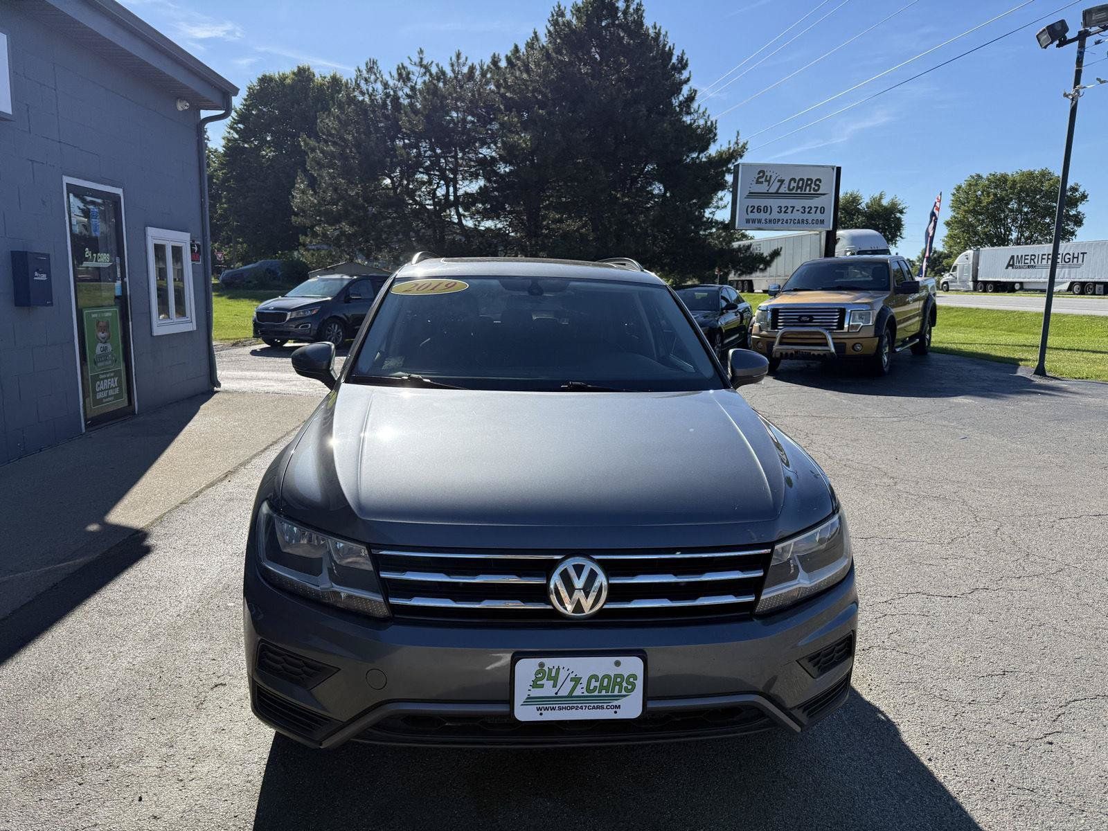 Used 2019 Volkswagen Tiguan SE FWD image 5