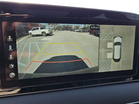 Used 2022 Hyundai Palisade Calligraphy image 9