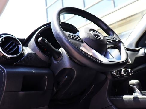 Used 2023 Nissan Kicks SV w/ Exterior Package image 40