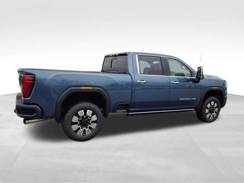 New 2026 GMC Sierra 2500 Denali w/ Denali Reserve Package image 2