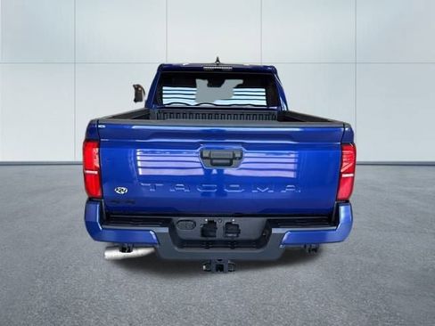 Used 2024 Toyota Tacoma TRD Sport image 5