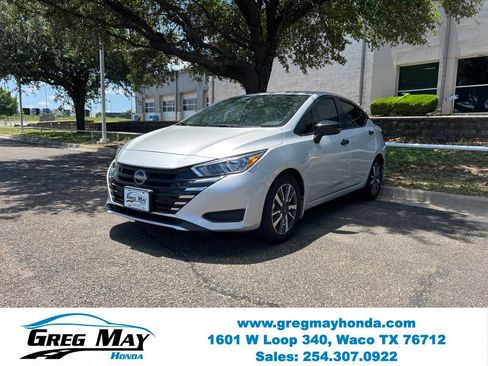 Used 2024 Nissan Versa S w/ S Plus Package FWD image 3