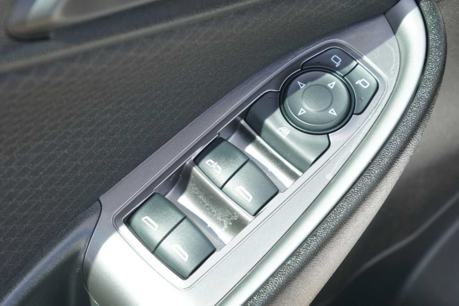 Used 2025 Chevrolet Malibu LT FWD image 17