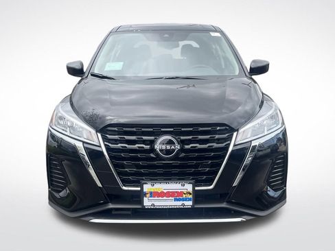 New 2025 Nissan Kicks Play S image 8