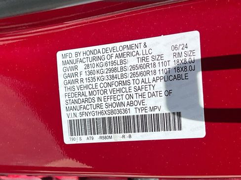 Used 2025 Honda Pilot TrailSport image 34