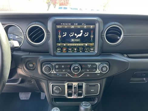 Certified 2023 Jeep Wrangler Unlimited Sahara w/ Cold Weather Group AWD/4WD image 15