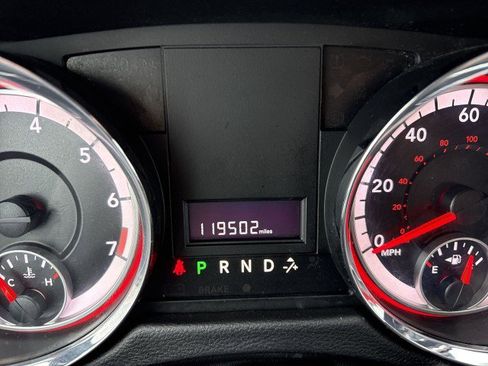 Used 2018 Dodge Grand Caravan SXT image 10