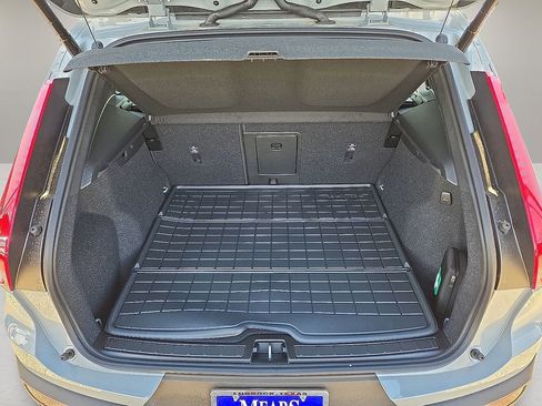 New 2026 Volvo XC40 B5 Plus w/ Protection Package Premier image 13