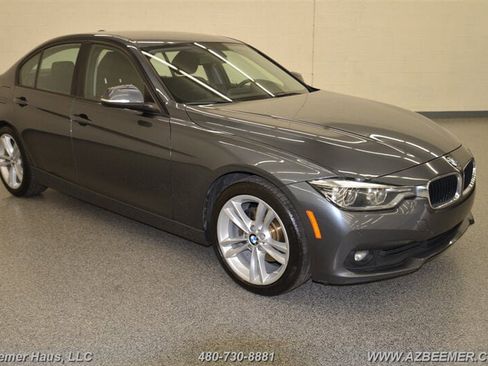 Used 2018 BMW 320i Sedan image 6