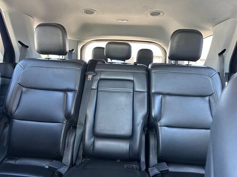 Used 2024 Ford Explorer XLT w/ Equipment Group 202A AWD/4WD image 48