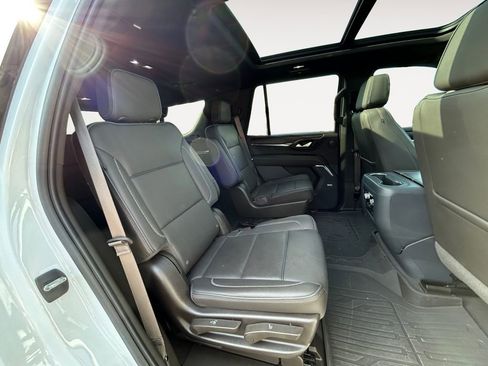 Used 2022 GMC Yukon Denali AWD/4WD image 24