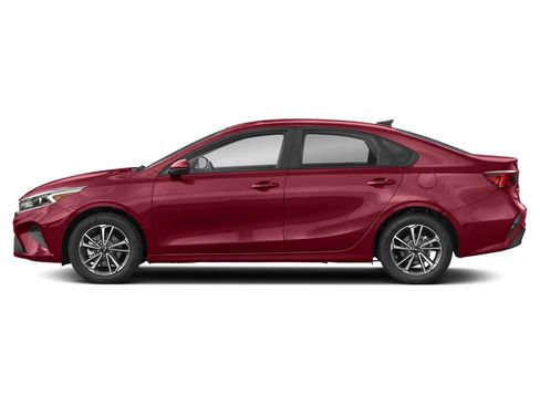Used 2023 Kia Forte LXS FWD image 3