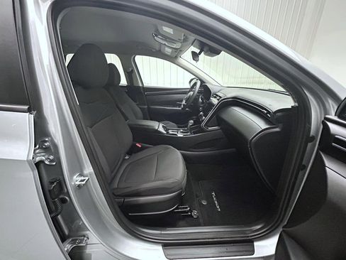 Used 2023 Hyundai Tucson SE image 15