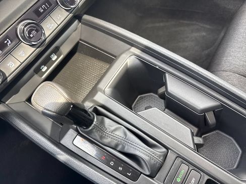 Certified 2024 Honda Accord EX image 29