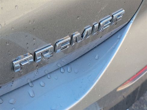 Certified 2024 Chevrolet Equinox Premier image 31