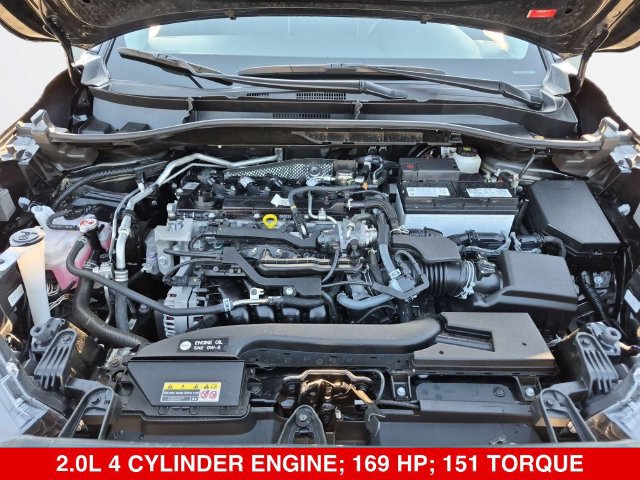 Used 2025 Toyota Corolla Cross XLE AWD/4WD image 38