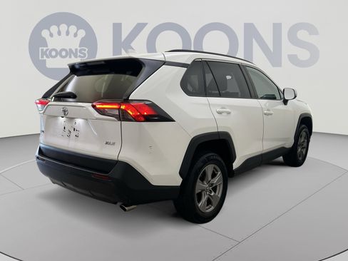 Used 2024 Toyota RAV4 XLE FWD image 8