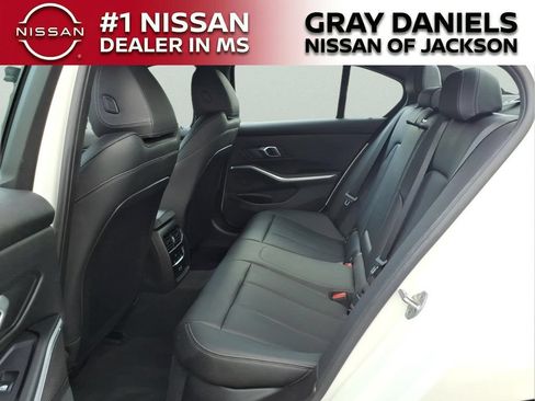 Used 2025 BMW 330i Sedan RWD image 25
