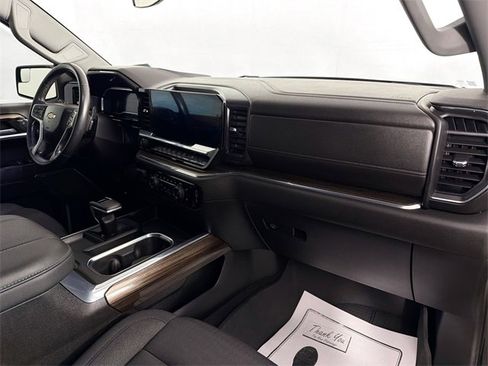 Used 2023 Chevrolet Silverado 1500 LT w/ Convenience Package II image 28