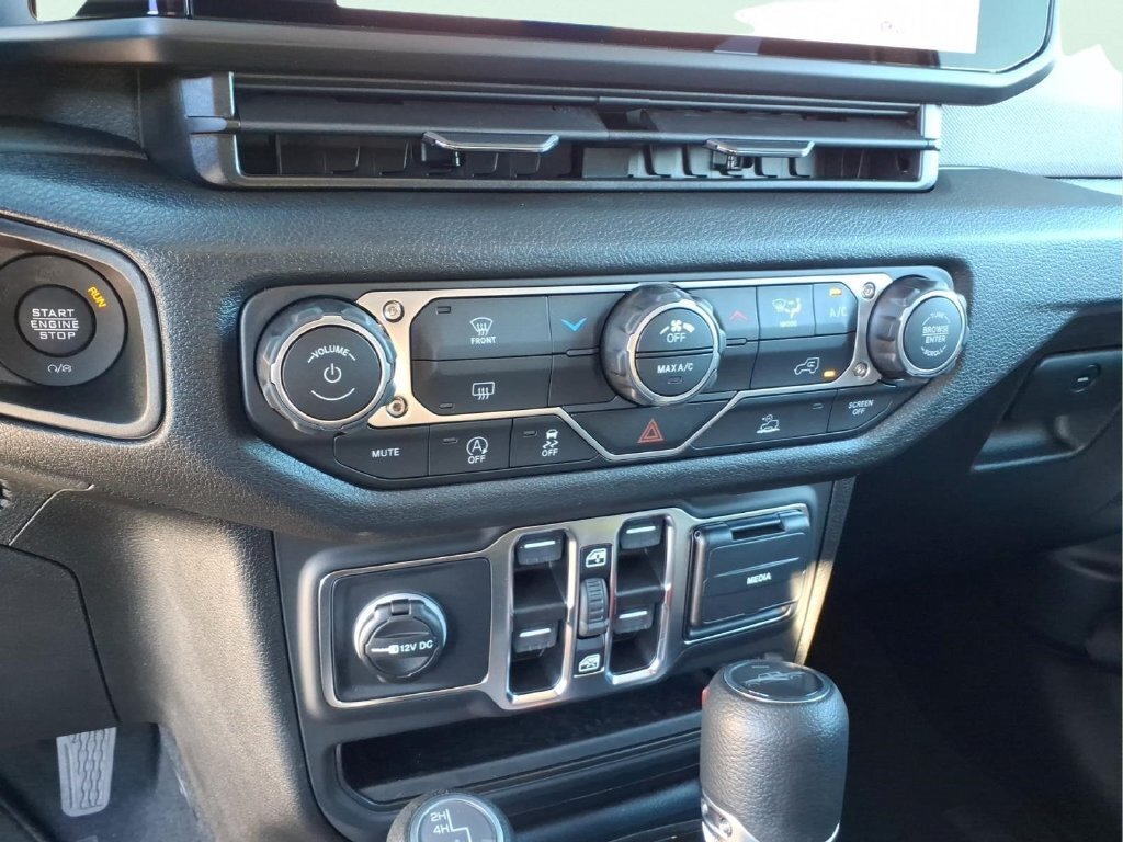 New 2027 Jeep Gladiator Sport AWD/4WD image 21