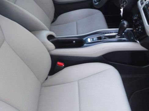 Used 2021 Honda HR-V LX image 24