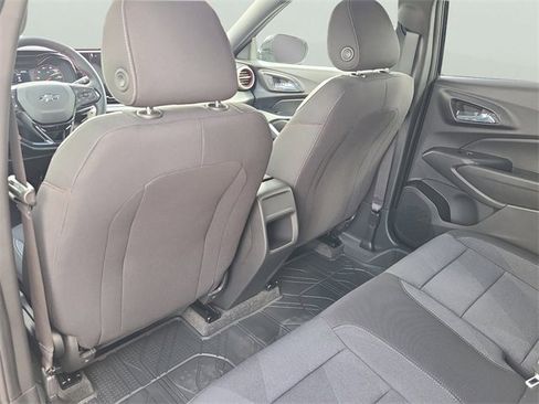 New 2026 Chevrolet Trax RS image 14