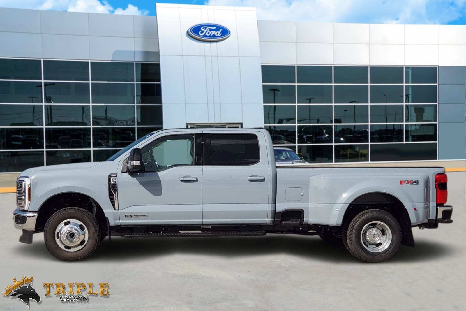 New 2026 Ford F350 Lariat w/ Lariat Premium Package AWD/4WD image 3