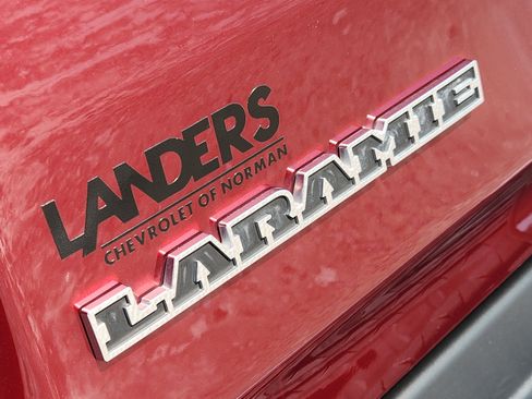 Used 2022 RAM 1500 Laramie AWD/4WD image 13