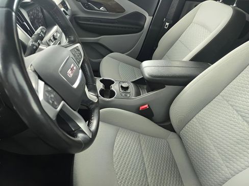 Used 2021 GMC Terrain SLE w/ Driver Convenience Package FWD image 16