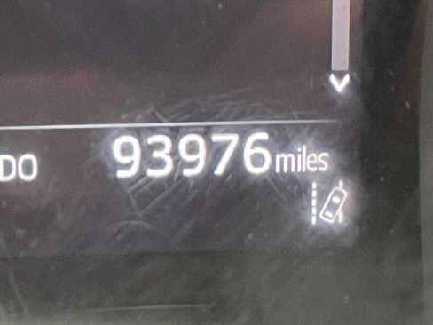 Used 2021 Toyota Camry SE image 38