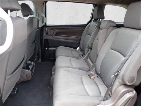 Used 2018 Honda Odyssey EX image 9