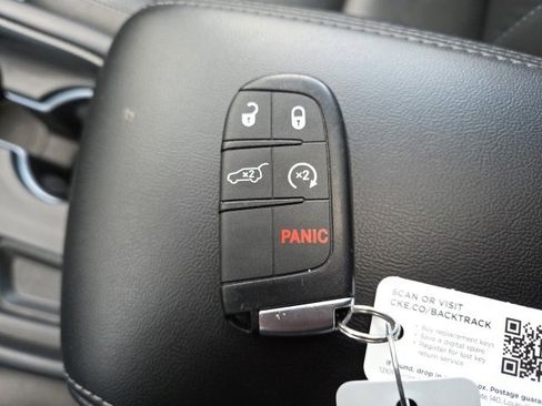 Used 2022 Dodge Durango GT image 12