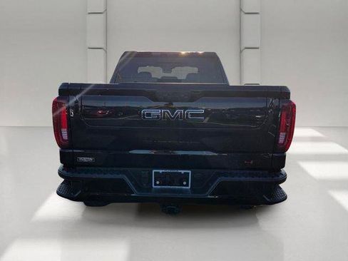 New 2026 GMC Sierra 1500 AT4X w/ LPO, Black Badging Package AWD/4WD image 4