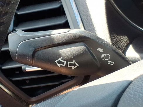 Used 2019 Ford Escape Titanium AWD/4WD image 25