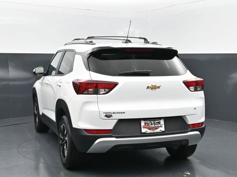 Used 2023 Chevrolet TrailBlazer LT FWD image 4
