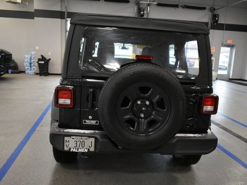 Used 2021 Jeep Wrangler Unlimited Sport image 7