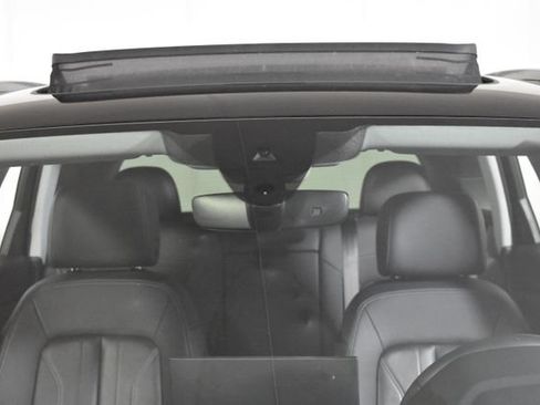 Used 2023 Audi Q5 2.0T Premium w/ Convenience Package AWD/4WD image 37