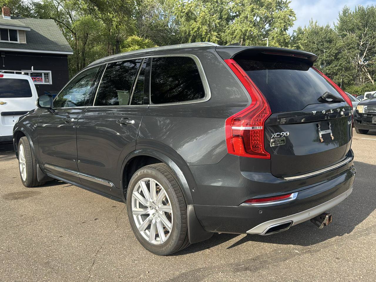 Used 2017 Volvo XC90 T6 Inscription w/ Vision Package AWD/4WD image 7