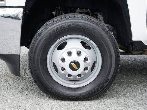 Used 2018 Chevrolet Silverado 3500 W/T RWD image 35