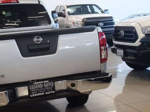 Used 2013 Nissan Frontier S w/ S Preferred Pkg RWD image 13