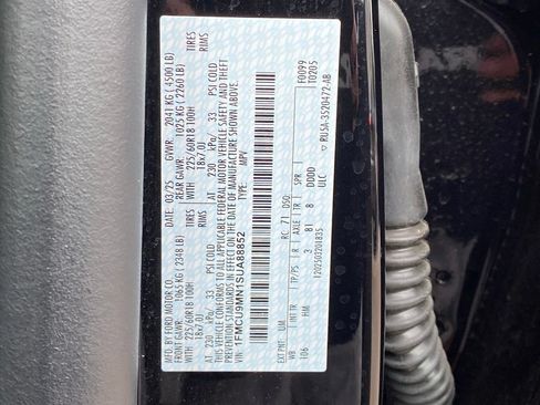 Used 2025 Ford Escape ST-Line AWD/4WD image 32
