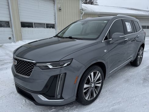 Used 2020 Cadillac XT6 Premium Luxury image 14