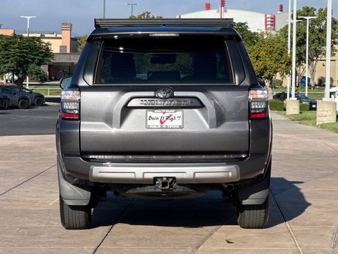 Certified 2023 Toyota 4Runner TRD Off-Road Premium w/ Moonroof Package AWD/4WD image 6
